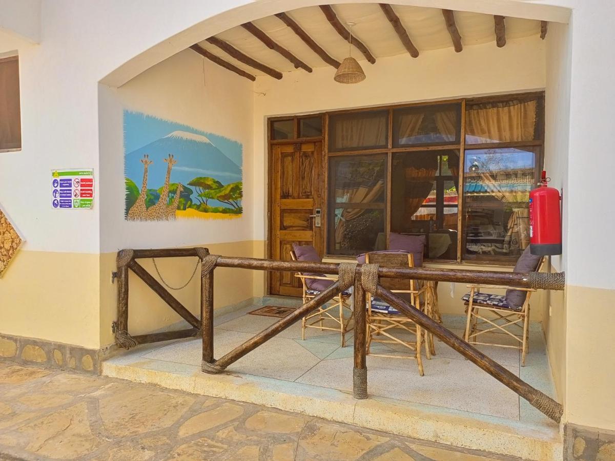 Simba Apartments ディアニ・ビーチ エクステリア 写真